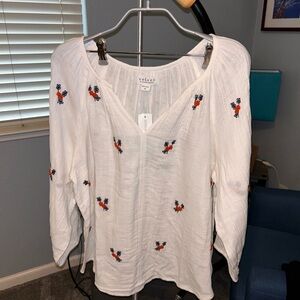 Velvet white floral brand. XL.